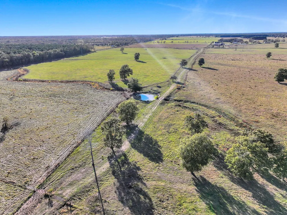 County Road 2058 Hull, TX 77564