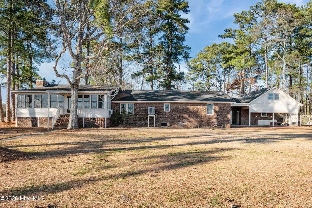 651 Smith Shore Road Belhaven, NC 27810