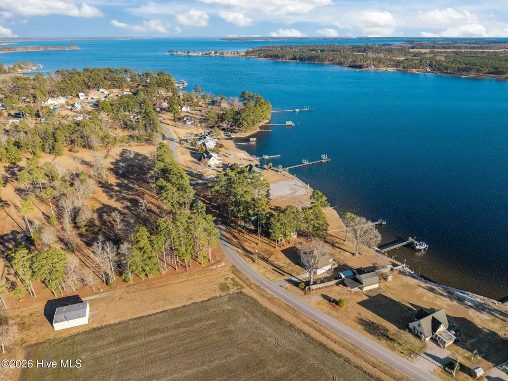651 Smith Shore Road Belhaven, NC 27810