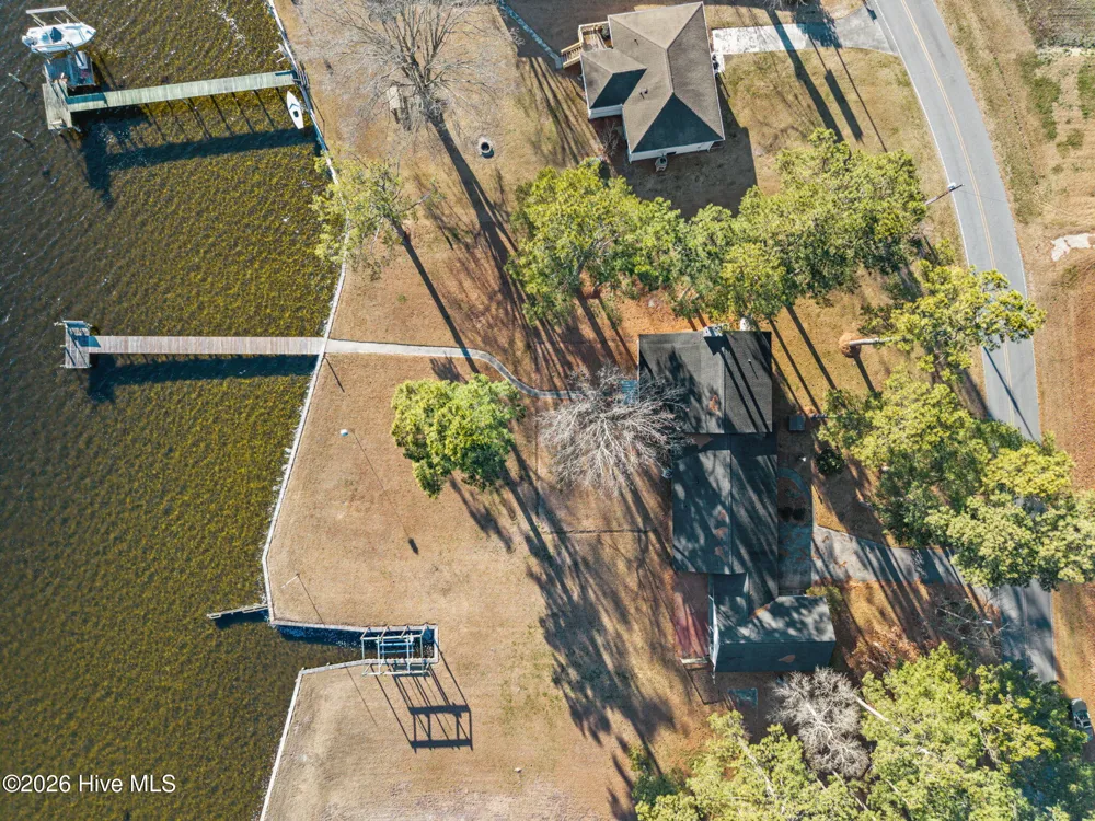 651 Smith Shore Road Belhaven, NC 27810