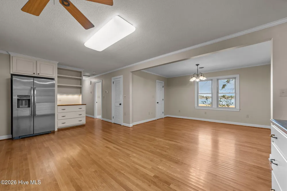 651 Smith Shore Road Belhaven, NC 27810