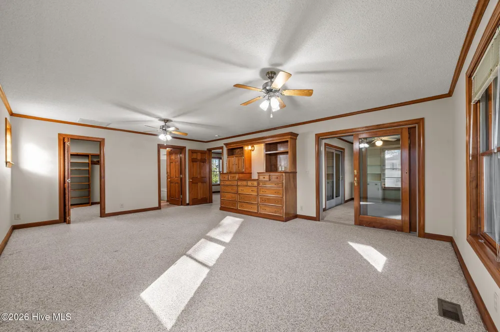 651 Smith Shore Road Belhaven, NC 27810