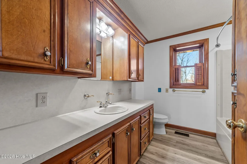 651 Smith Shore Road Belhaven, NC 27810