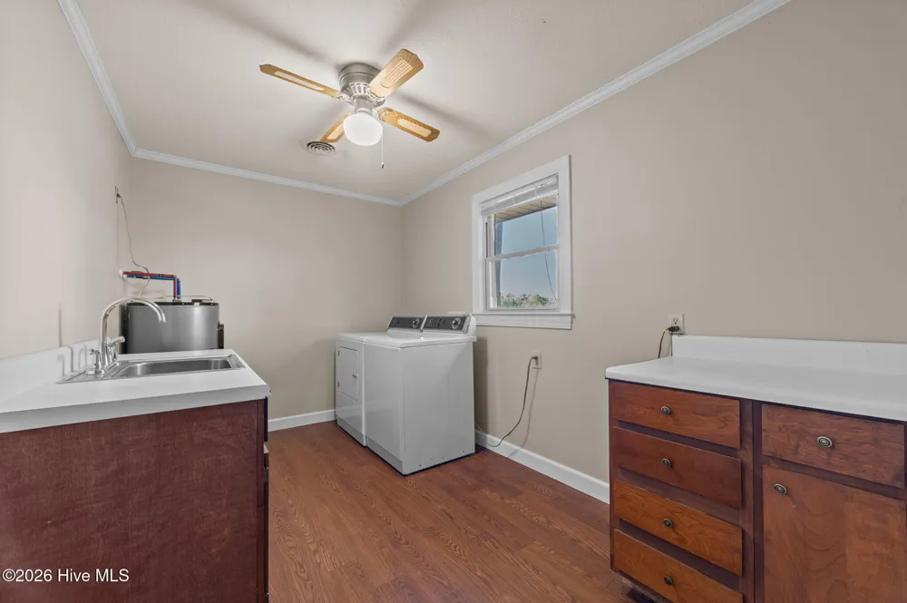 651 Smith Shore Road Belhaven, NC 27810