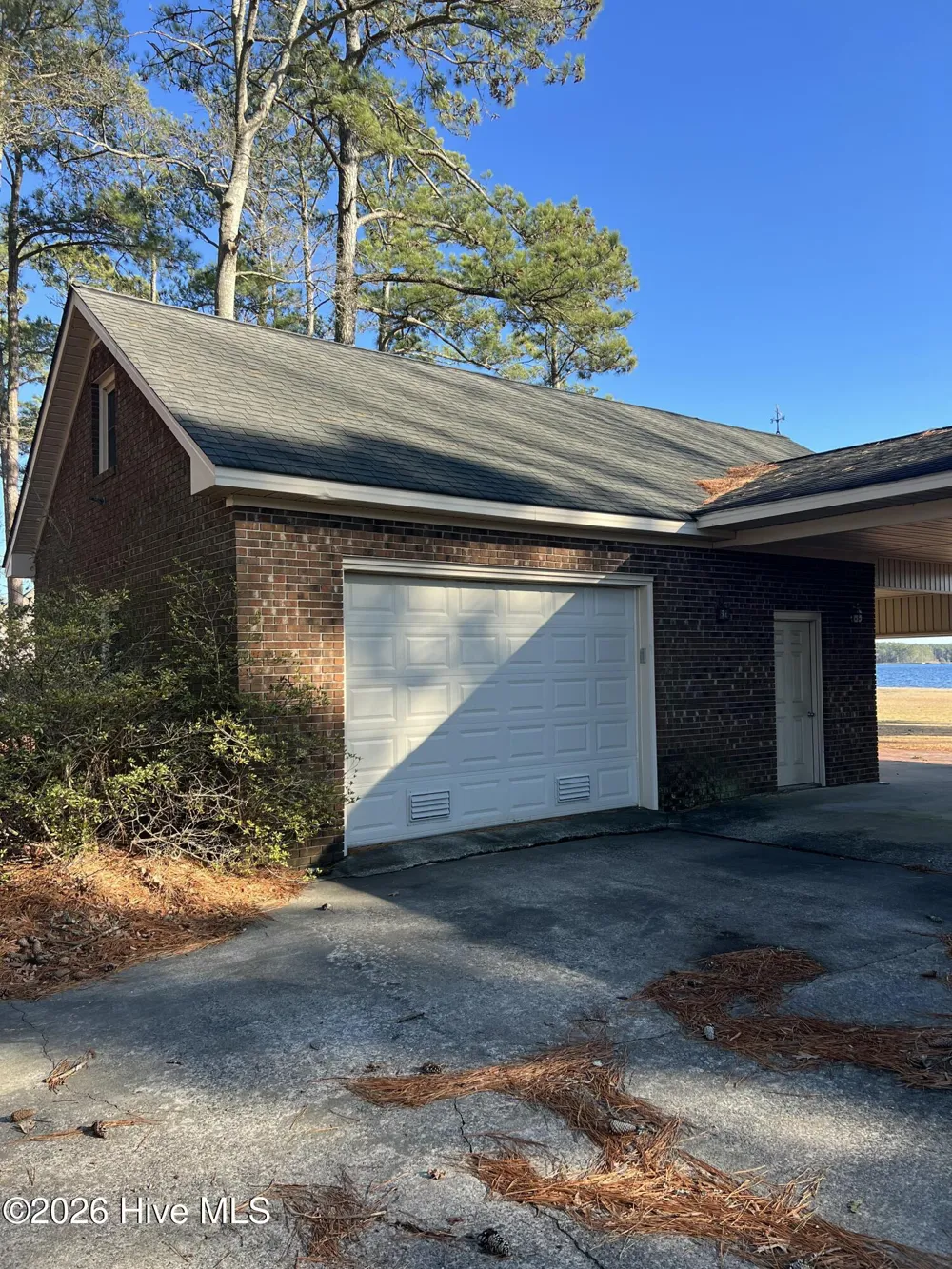 651 Smith Shore Road Belhaven, NC 27810