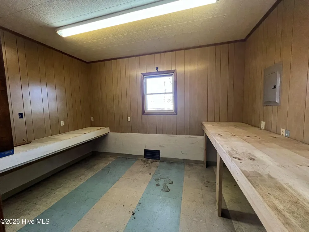651 Smith Shore Road Belhaven, NC 27810