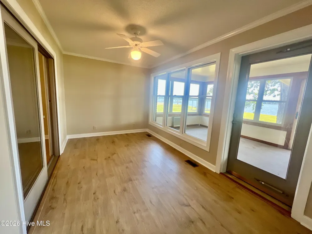 651 Smith Shore Road Belhaven, NC 27810
