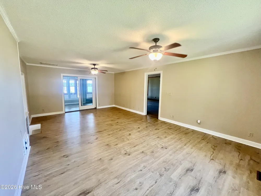 651 Smith Shore Road Belhaven, NC 27810