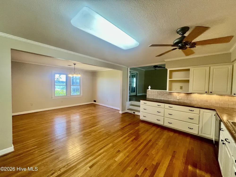 651 Smith Shore Road Belhaven, NC 27810