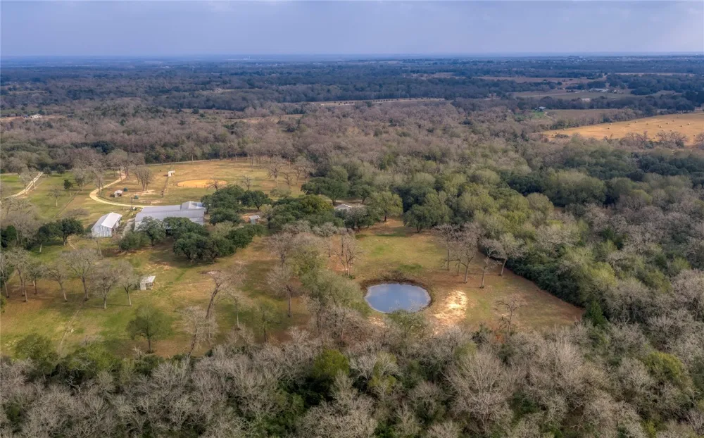 8775 Lone Star Road Washington, TX 77880