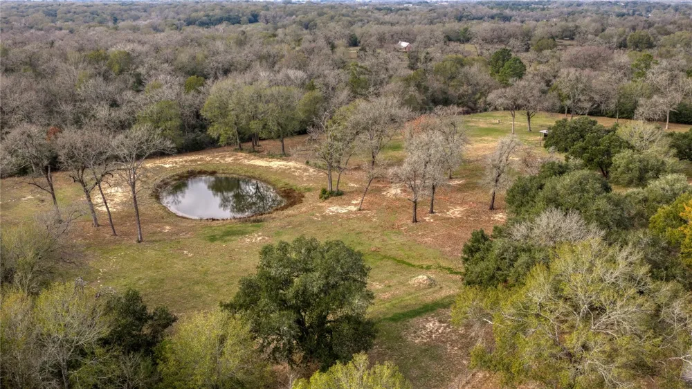 8775 Lone Star Road Washington, TX 77880