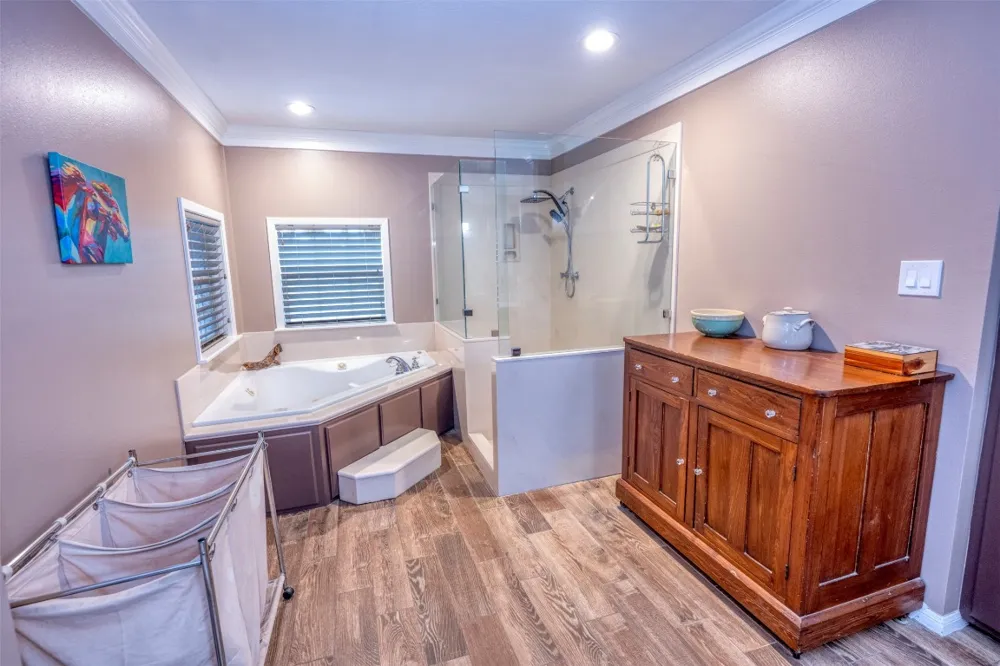 8775 Lone Star Road Washington, TX 77880