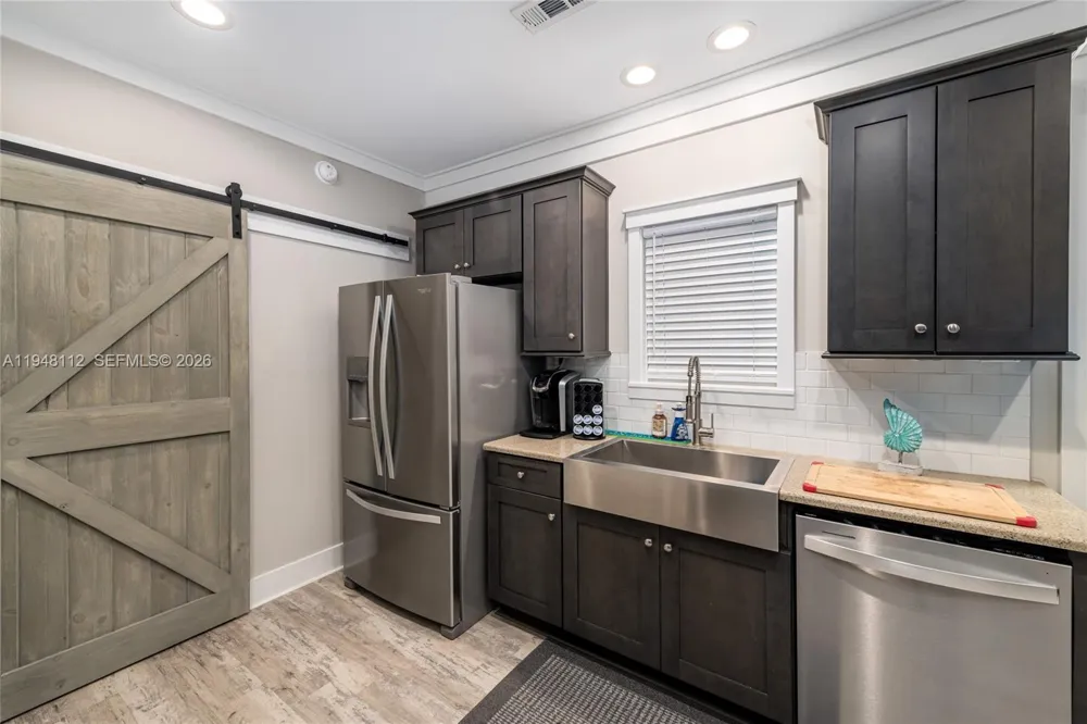 101 11th Street Ocean, Unit 17 Marathon, FL 33050