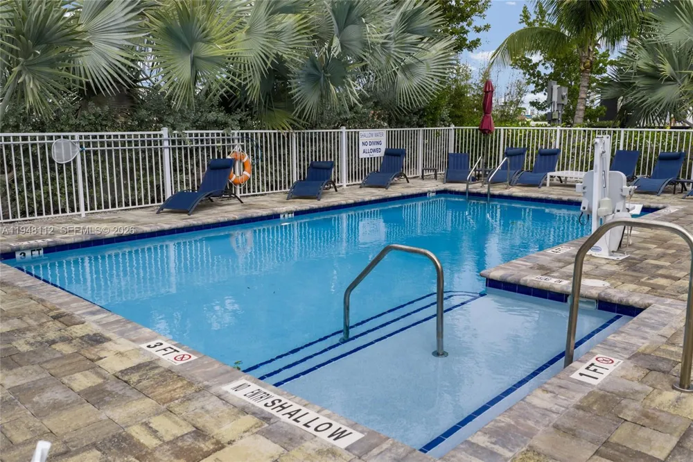 101 11th Street Ocean, Unit 17 Marathon, FL 33050