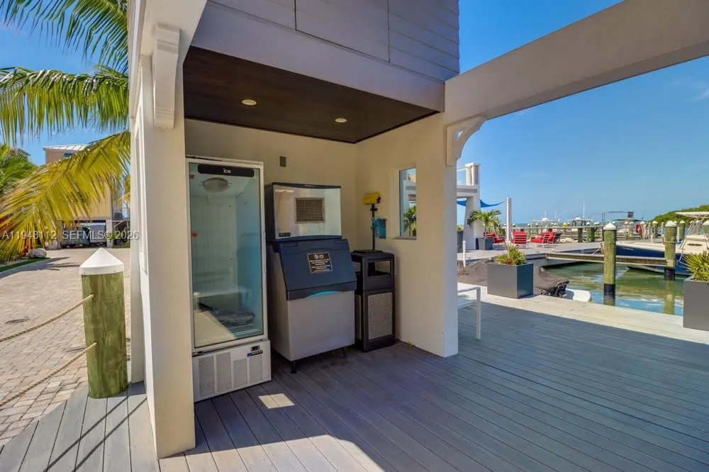 101 11th Street Ocean, Unit 17 Marathon, FL 33050