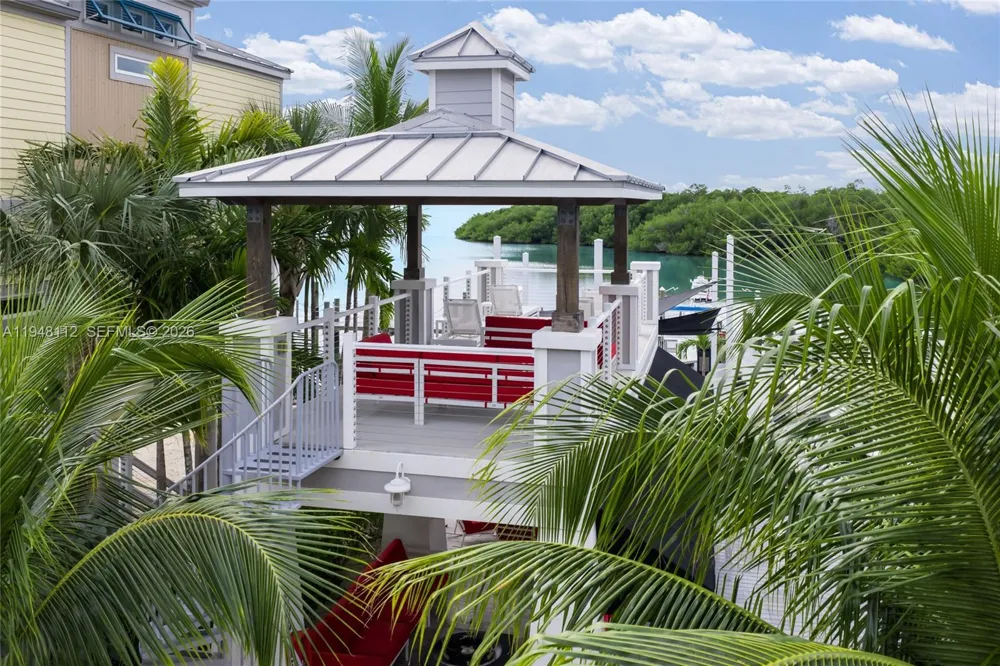101 11th Street Ocean, Unit 17 Marathon, FL 33050