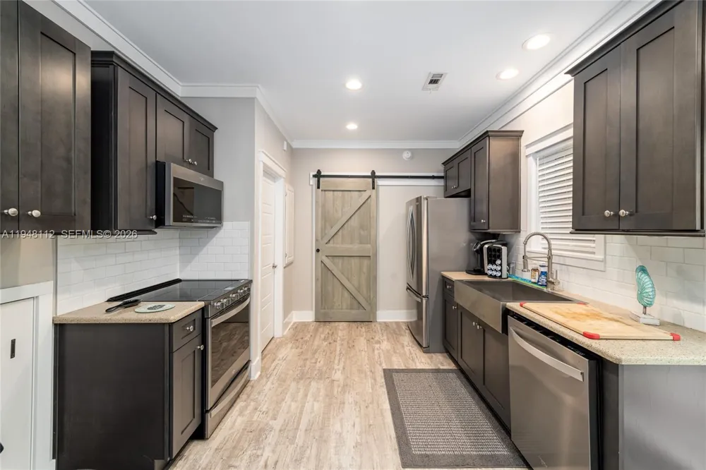 101 11th Street Ocean, Unit 17 Marathon, FL 33050