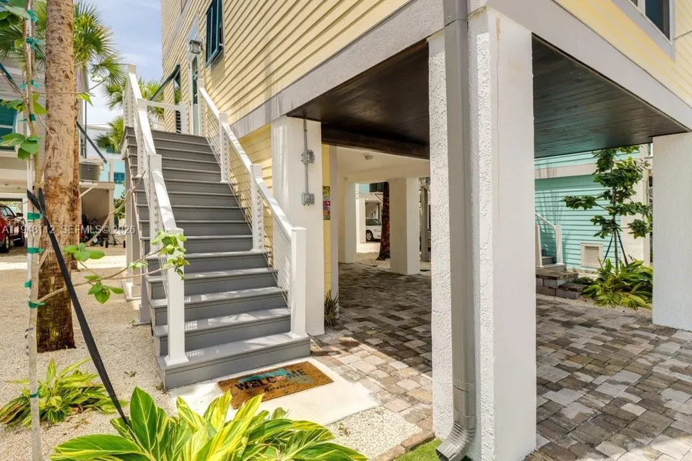101 11th Street Ocean, Unit 17 Marathon, FL 33050