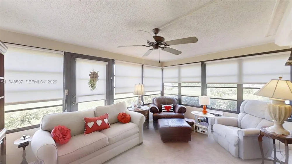 1527 Edgewater Circle Fort Myers, FL 33919