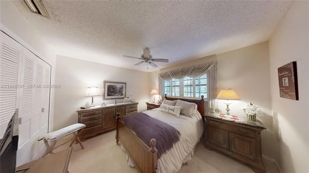 1527 Edgewater Circle Fort Myers, FL 33919
