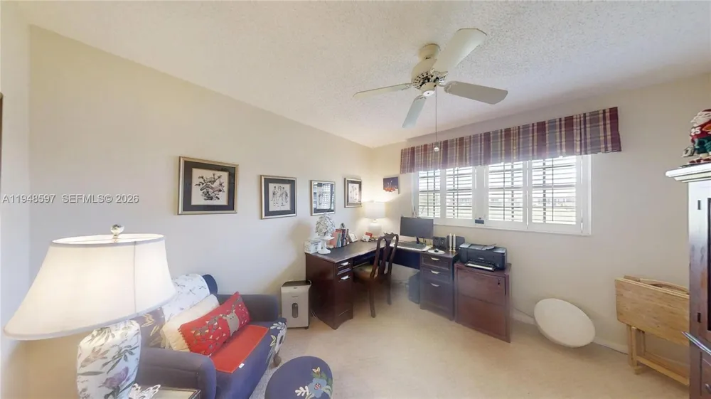1527 Edgewater Circle Fort Myers, FL 33919