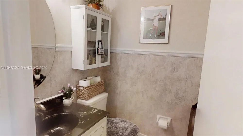 1527 Edgewater Circle Fort Myers, FL 33919