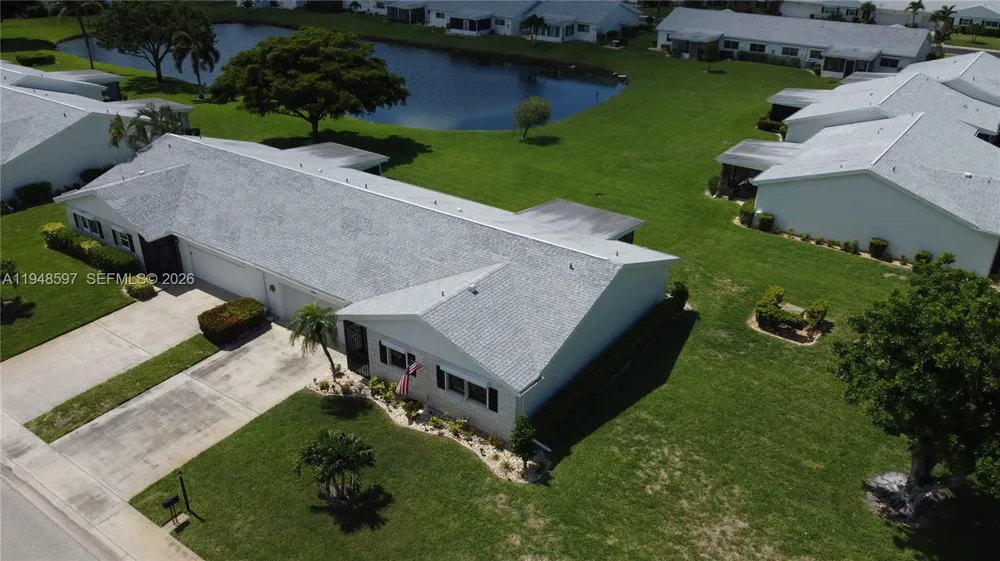 1527 Edgewater Circle Fort Myers, FL 33919