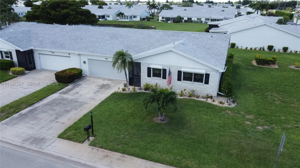 1527 Edgewater Circle Fort Myers, FL 33919