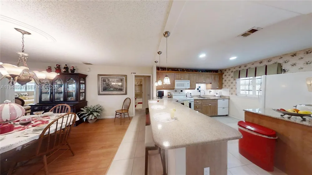 1527 Edgewater Circle Fort Myers, FL 33919