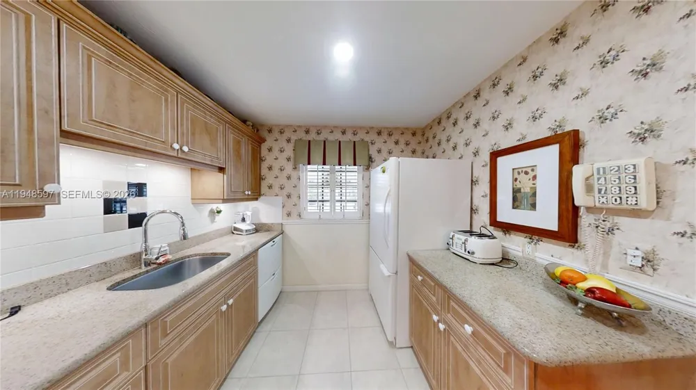 1527 Edgewater Circle Fort Myers, FL 33919