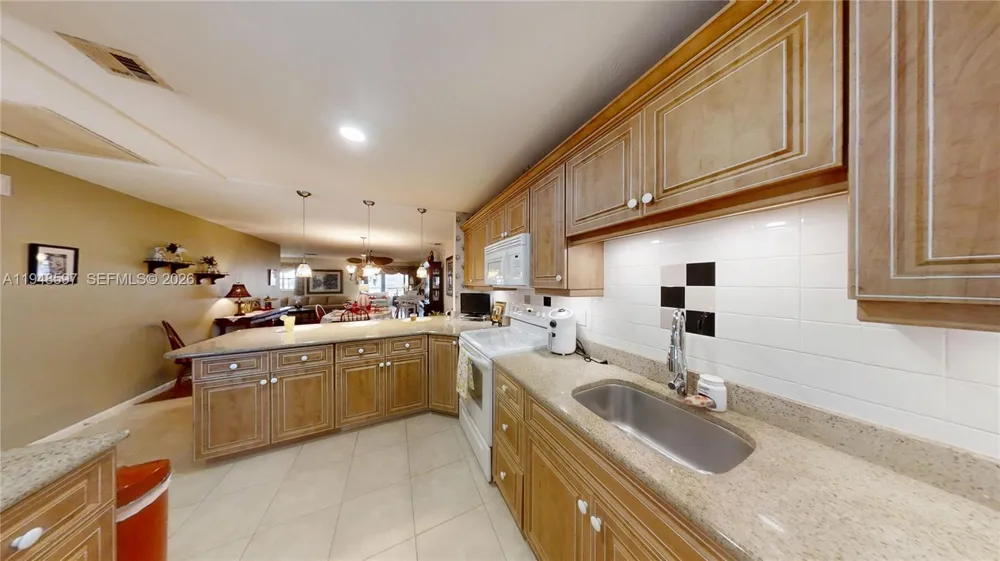 1527 Edgewater Circle Fort Myers, FL 33919