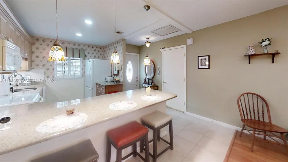 1527 Edgewater Circle Fort Myers, FL 33919