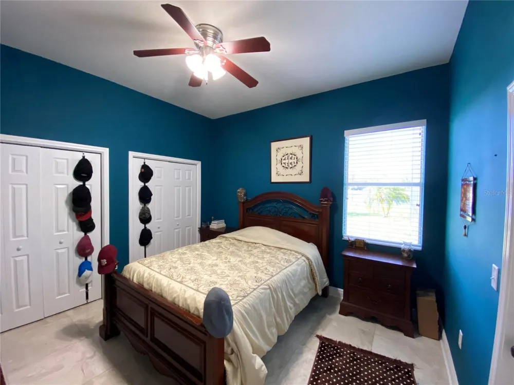 10503 PALM COVE AVENUE Tampa, FL 33647