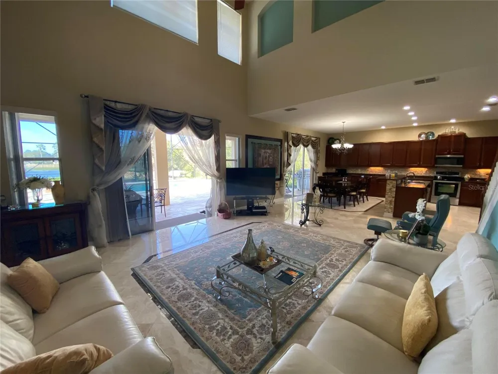10503 PALM COVE AVENUE Tampa, FL 33647