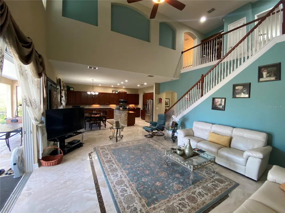 10503 PALM COVE AVENUE Tampa, FL 33647