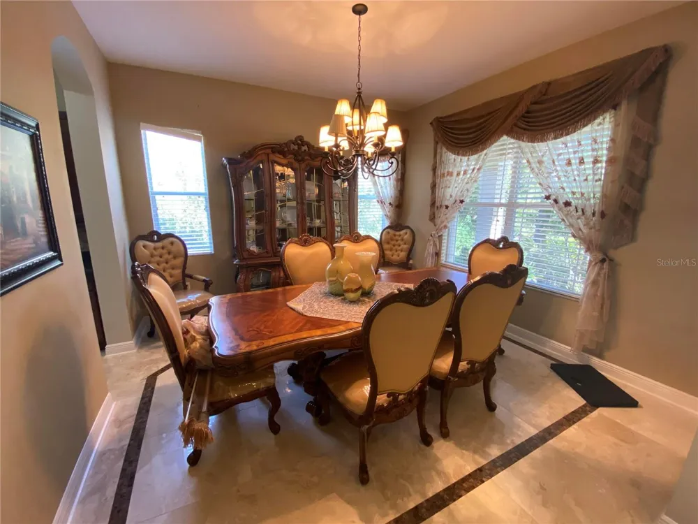 10503 PALM COVE AVENUE Tampa, FL 33647