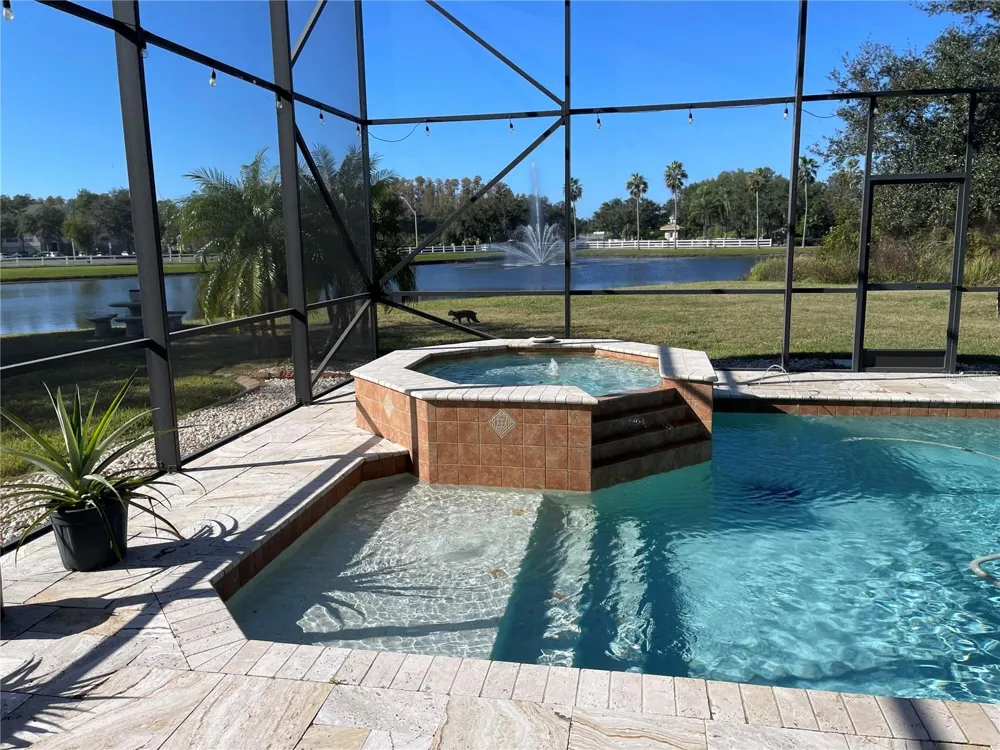 10503 PALM COVE AVENUE Tampa, FL 33647