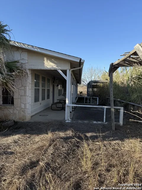 888 S US HIGHWAY 281 Pleasanton, TX 78064