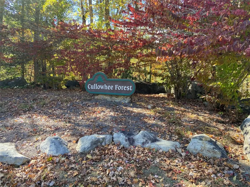 8B/9 Lowland Glade Tuckasegee, NC 28783