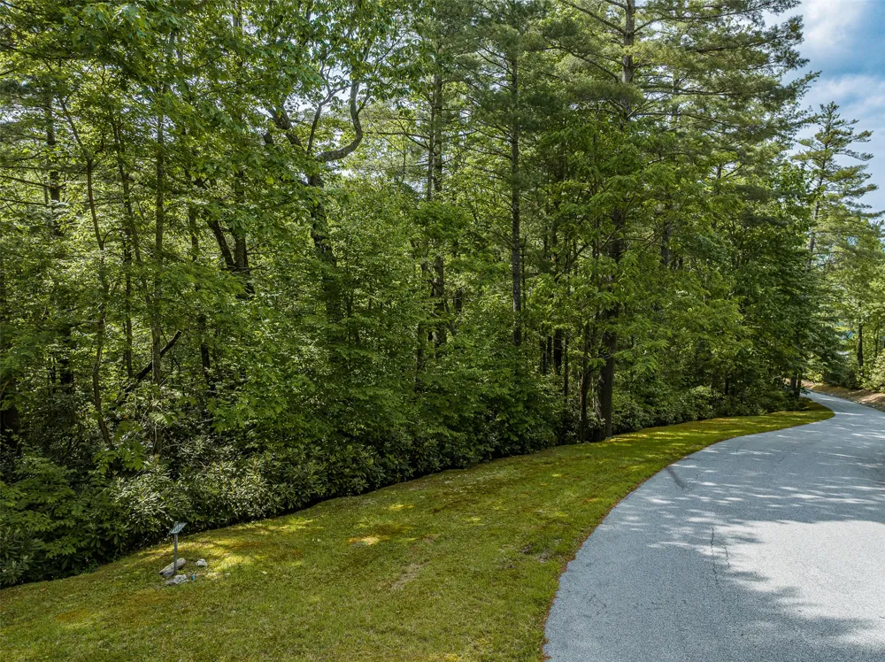 43 Ledgeview Road Cashiers, NC 28717