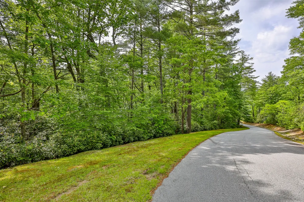 43 Ledgeview Road Cashiers, NC 28717