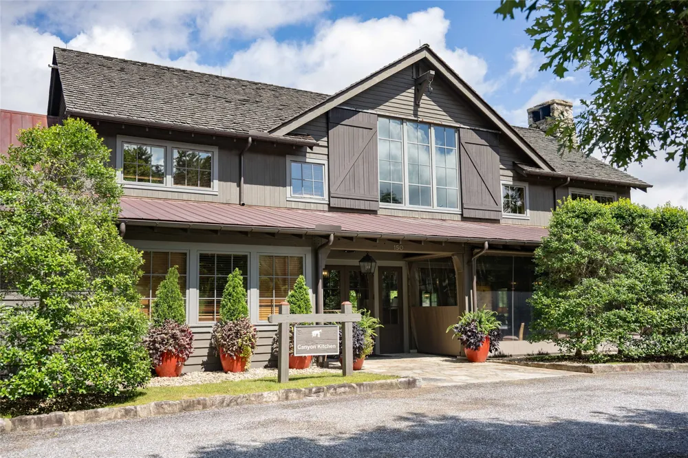 172 Lonesome Valley Road Sapphire, NC 28774