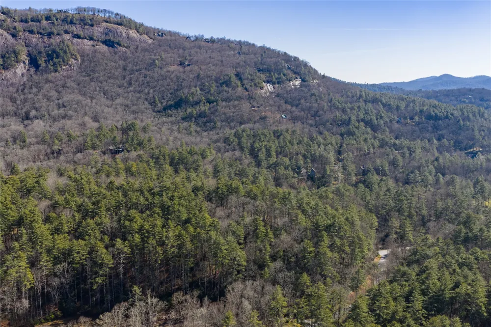 172 Lonesome Valley Road Sapphire, NC 28774