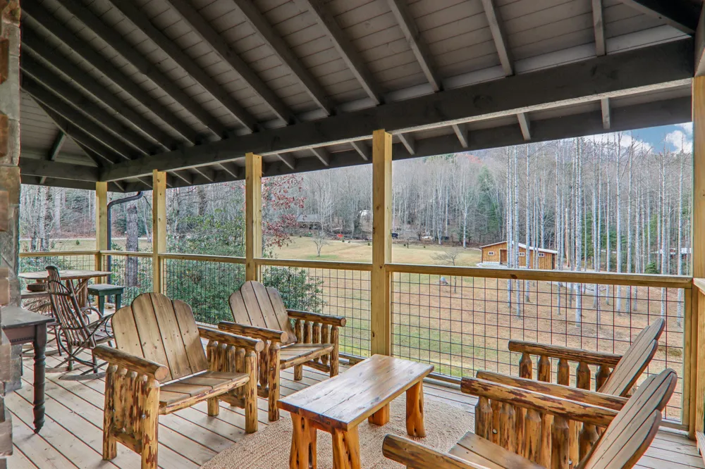 408 Little Elbow Mountain Road Lake Toxaway, NC 28747