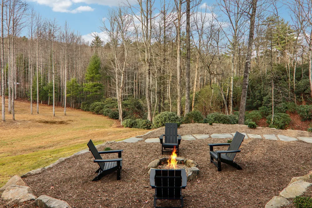 408 Little Elbow Mountain Road Lake Toxaway, NC 28747
