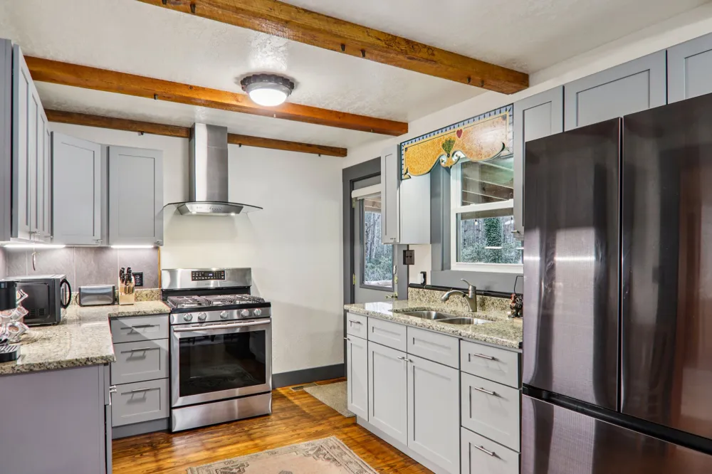 408 Little Elbow Mountain Road Lake Toxaway, NC 28747