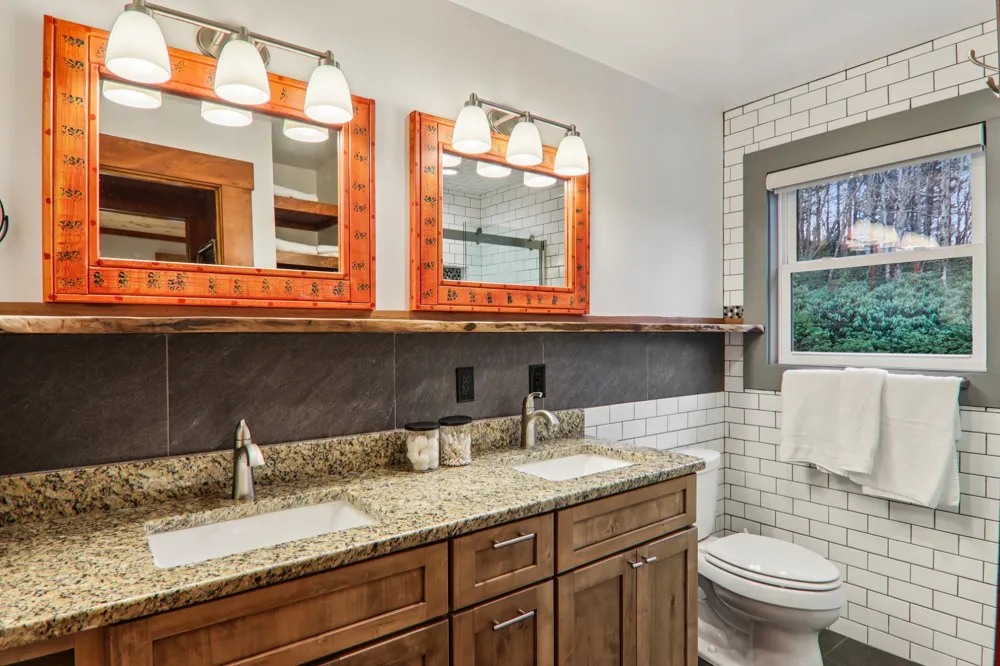 408 Little Elbow Mountain Road Lake Toxaway, NC 28747