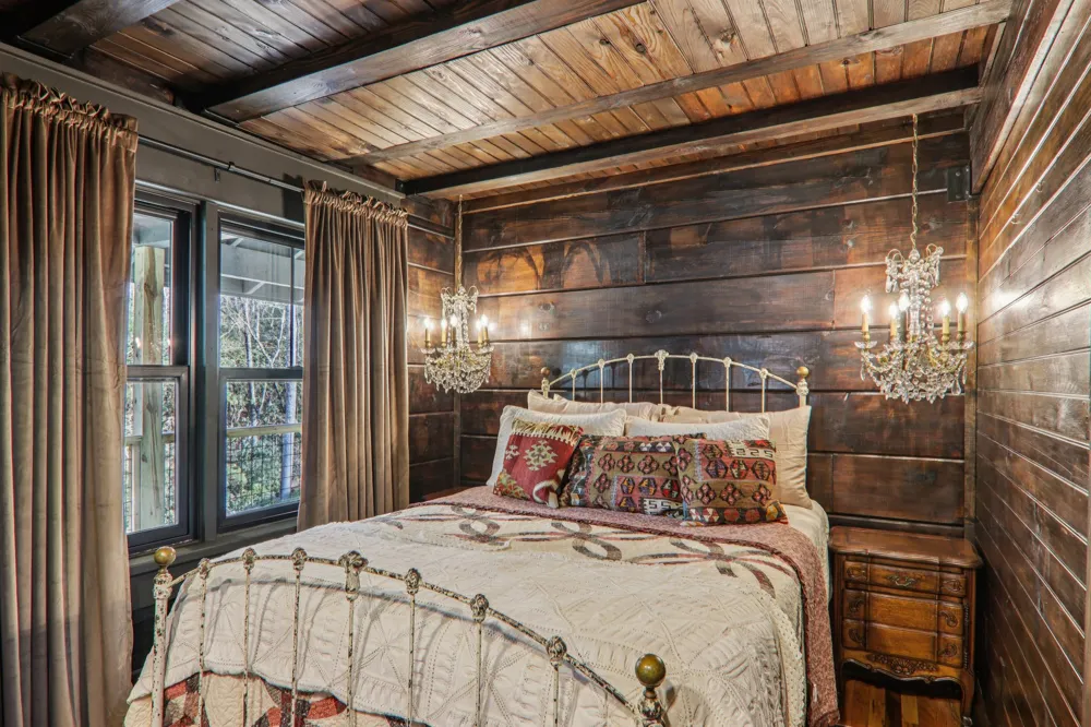 408 Little Elbow Mountain Road Lake Toxaway, NC 28747