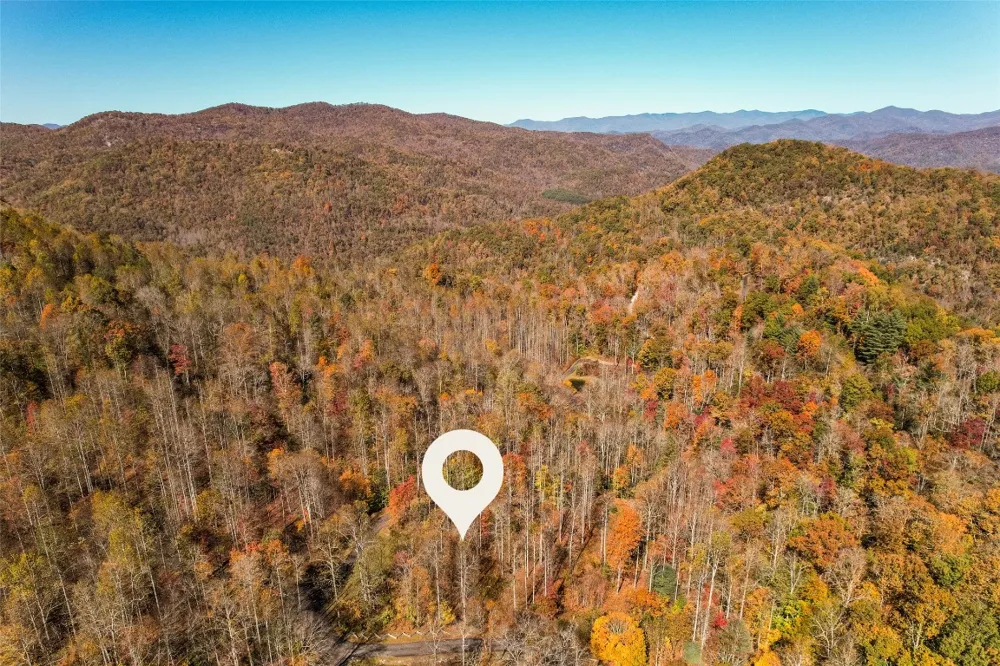 81 Pasture Road Glenville, NC 28736