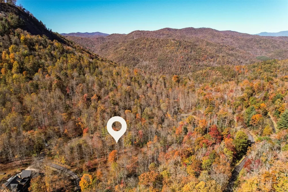 81 Pasture Road Glenville, NC 28736
